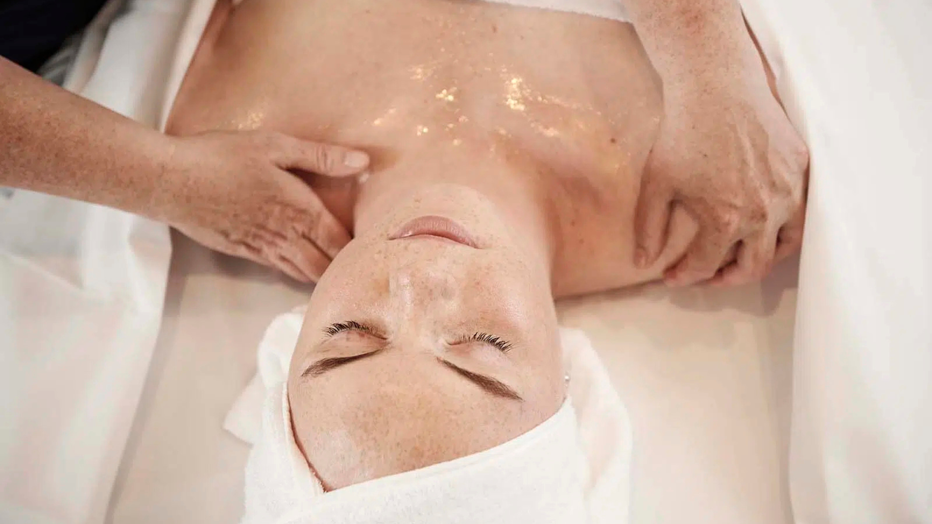 A woman receiving a massage at Munkebjerg Hotel Fit & Relax after the spa