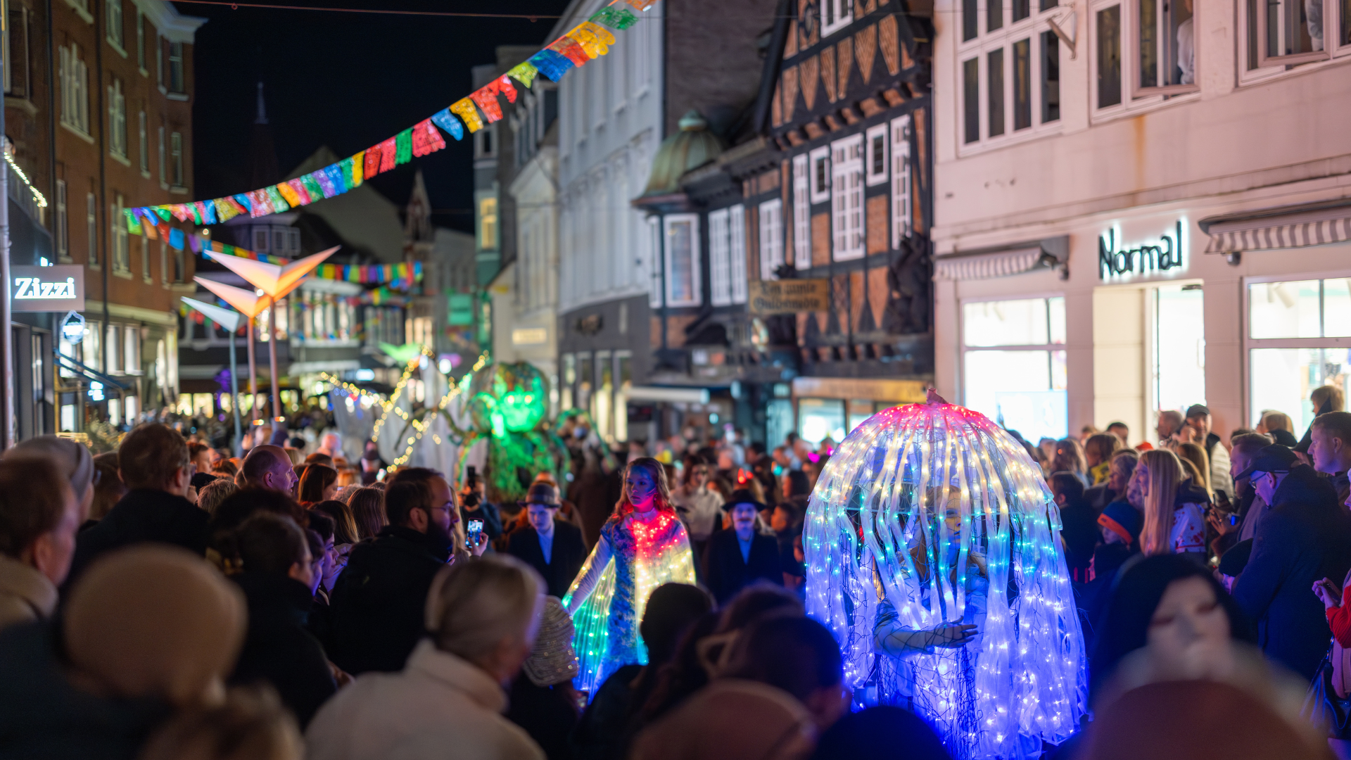 Jellyfish at the Halloween parade in Vejle’s pedestrian street in 2025