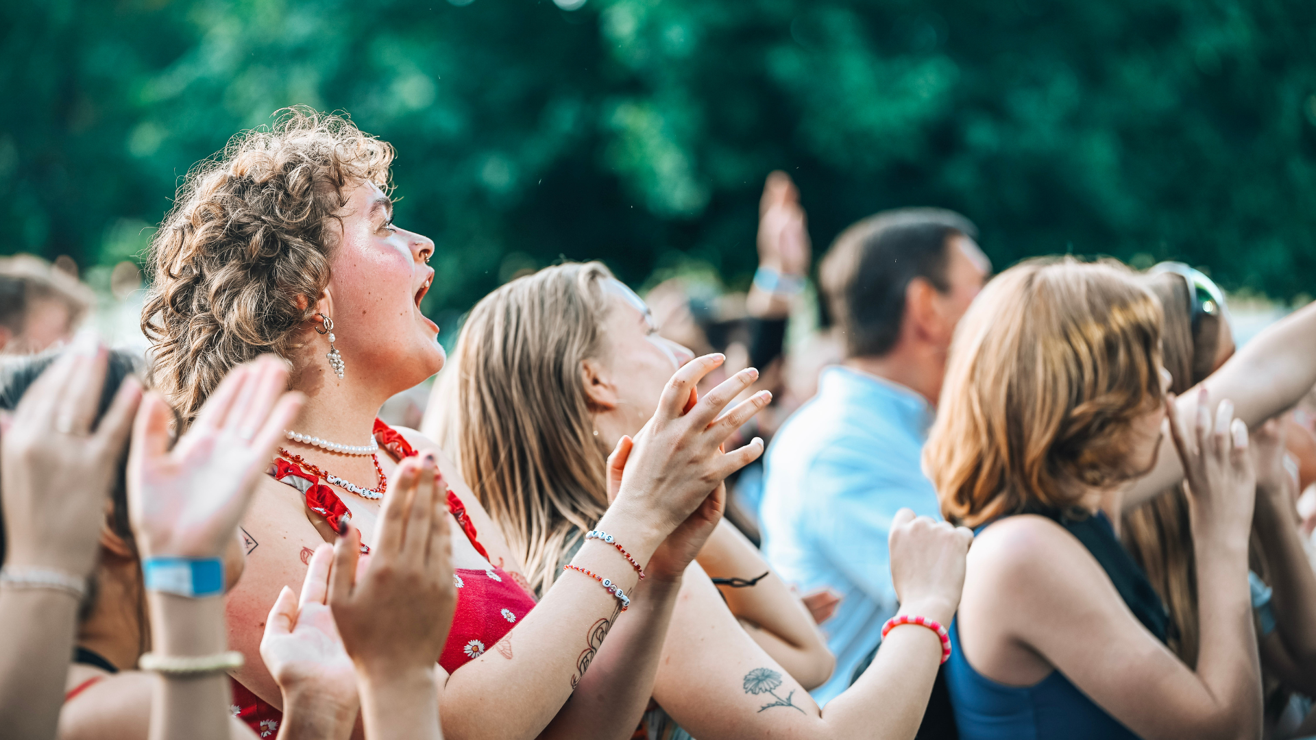 Audience enjoying a great atmosphere at Rock i Byparken 2023 with Blæst
