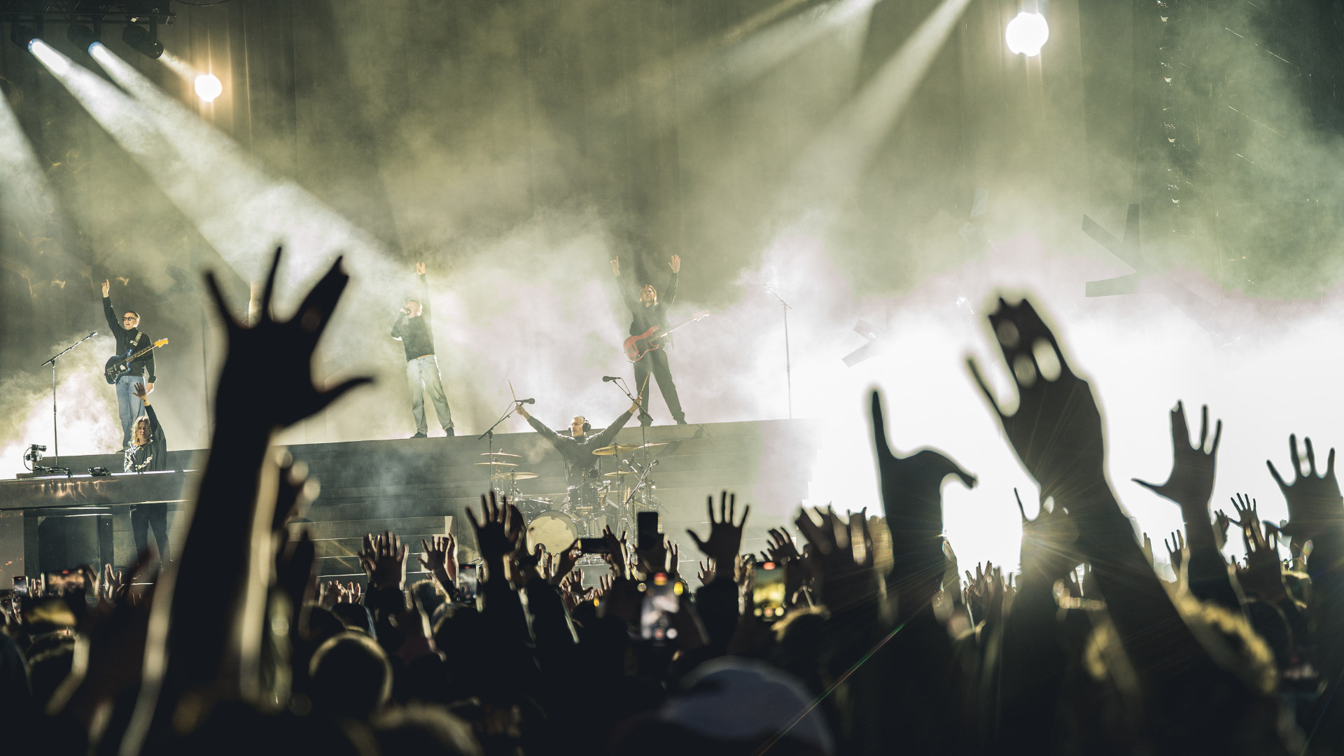 Fed koncert med Minds of 99 til festival i Jelling