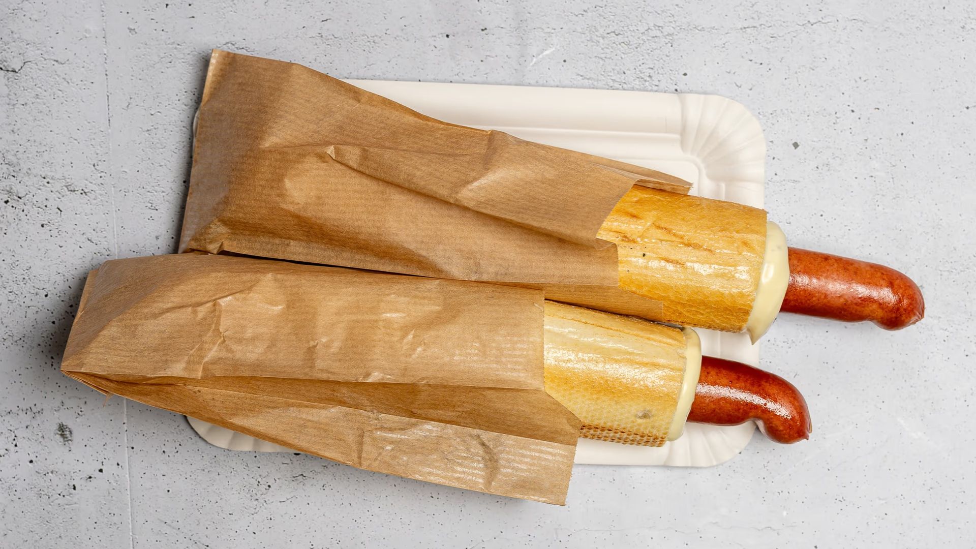 French hotdogs with dressing at Gadegrillen in Vejle