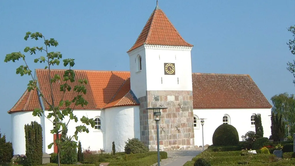 ulstrup-kirke