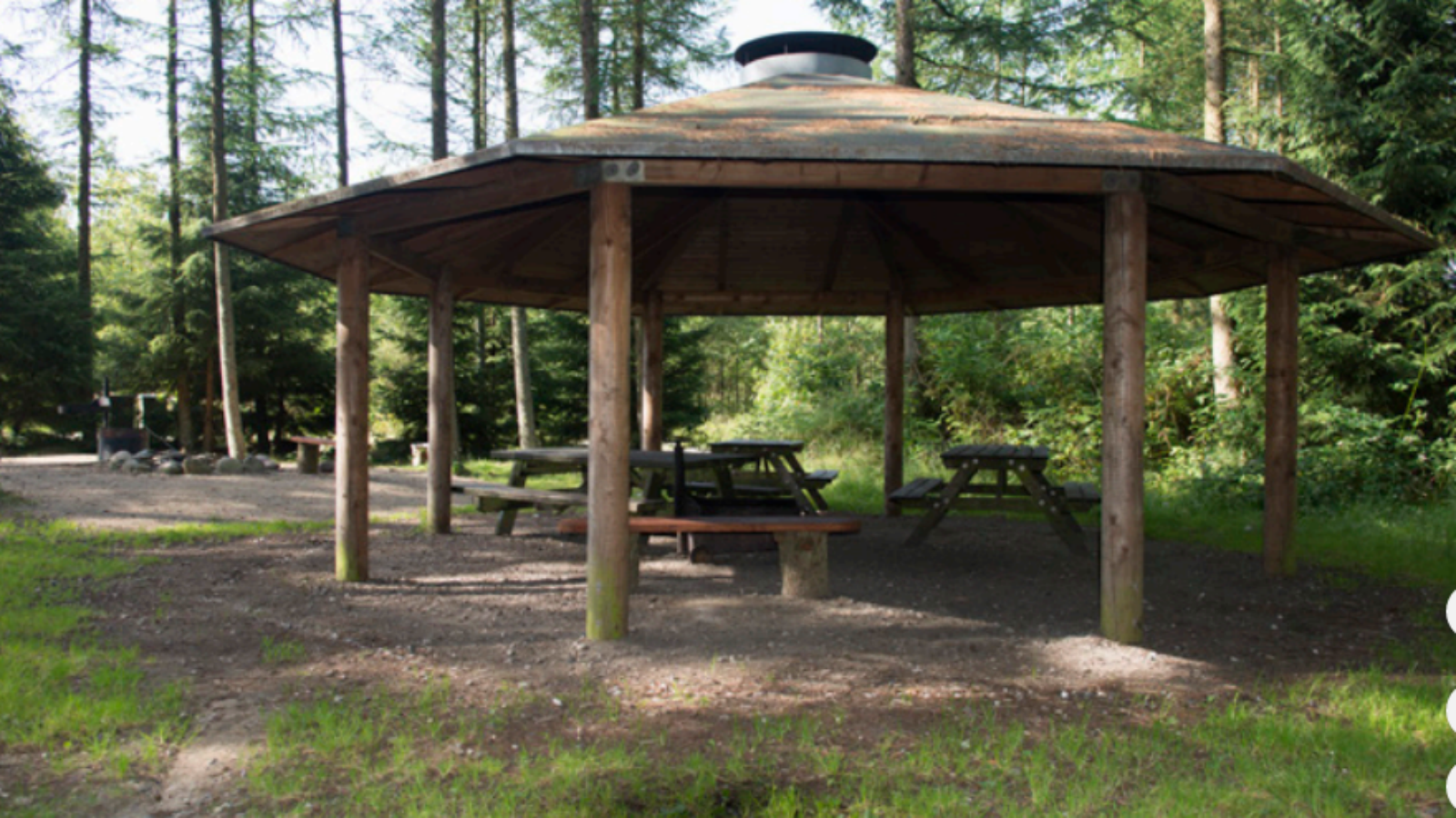Shelter Jenle