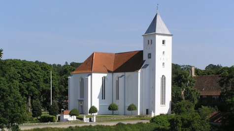 Hør fortællingen om Stygge Krumpen