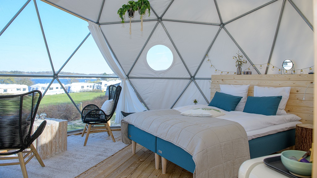 The Pacific Domes "Fjordboblerne", Mariager Camping