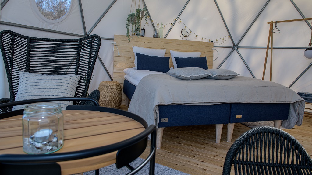 The Pacific Domes "Fjordboblerne", Mariager Camping