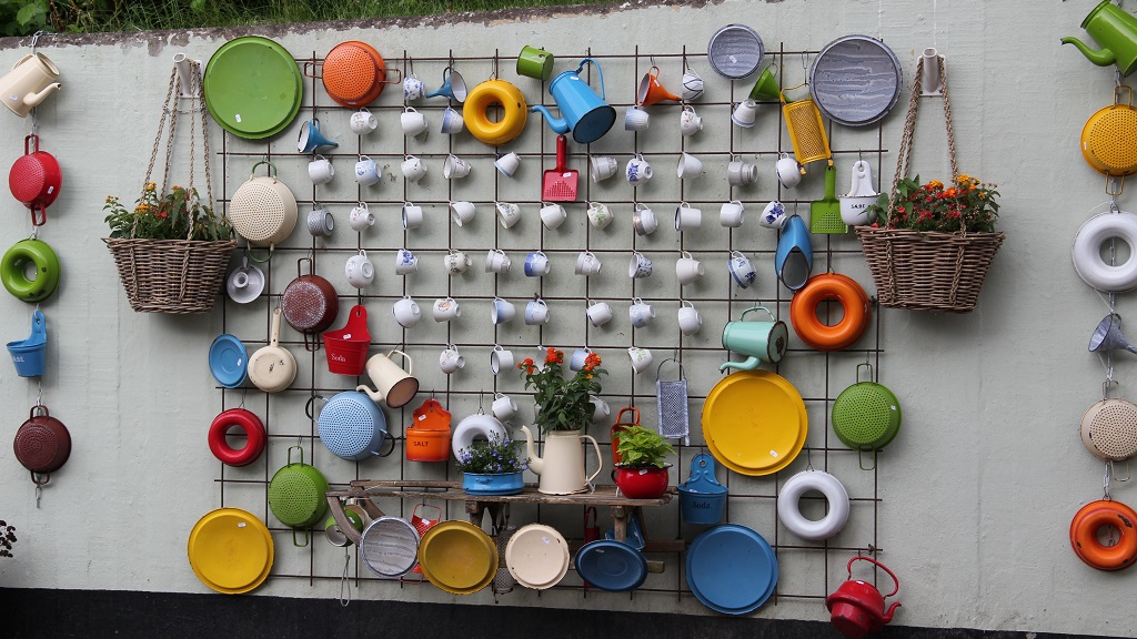 Klosterkælderen - Antique and porcelain