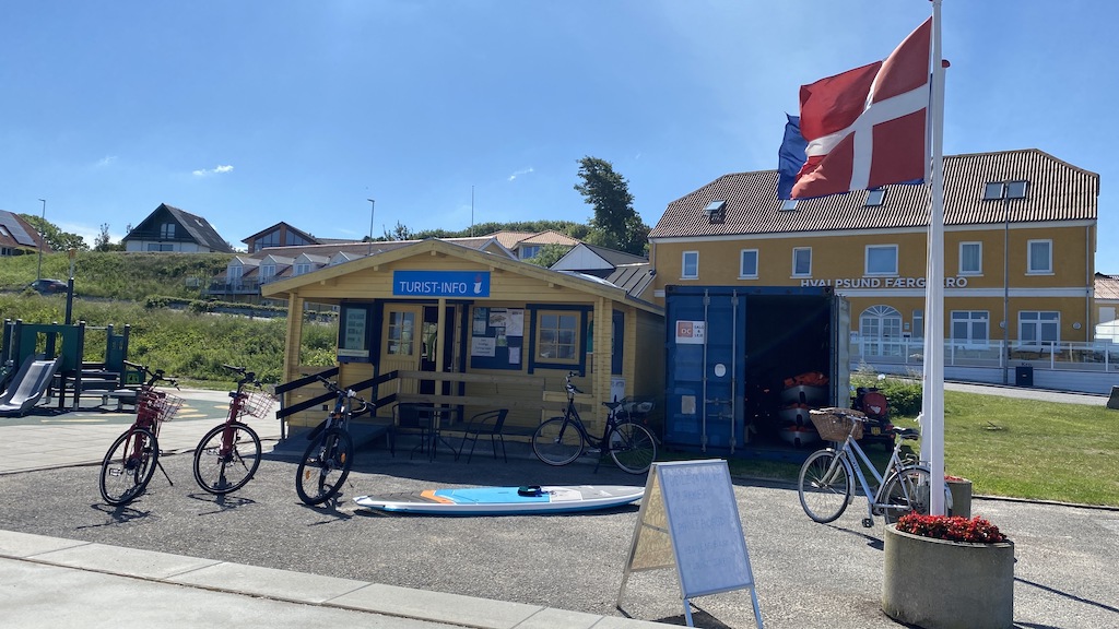 Info Hytten in Hvalpsund - tourist information
