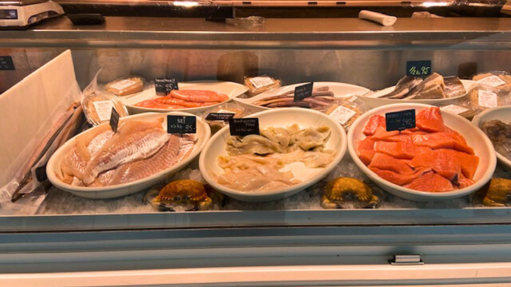Fish selection at Havnens Røgeri