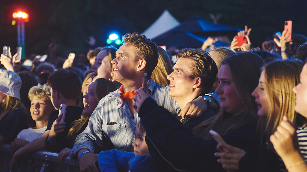 SOMMERSUS I BAKKERNE
