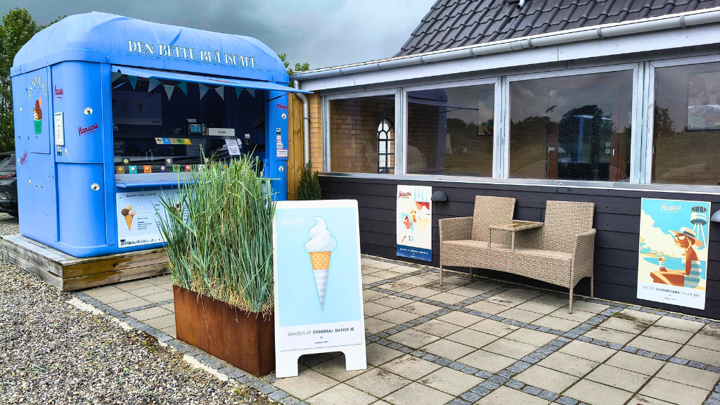 Den Bette Blå Icecream café