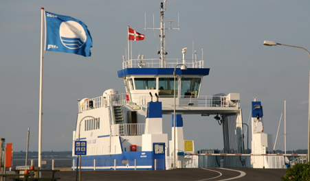 Hvalpsund-Sundsøre Ferry