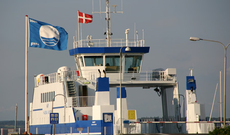 Hvalpsund-Sundsøre Ferry