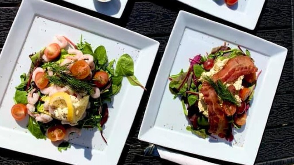 2 classic danish sandwiches