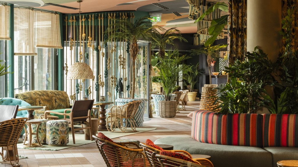 Quality Hotel The Reef Lobby