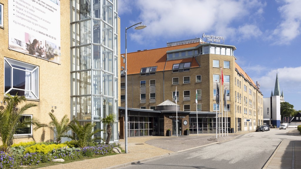 Quality Hotel The Reef Front