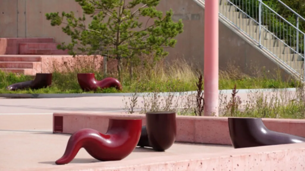 Art wicks along the Plusbus route