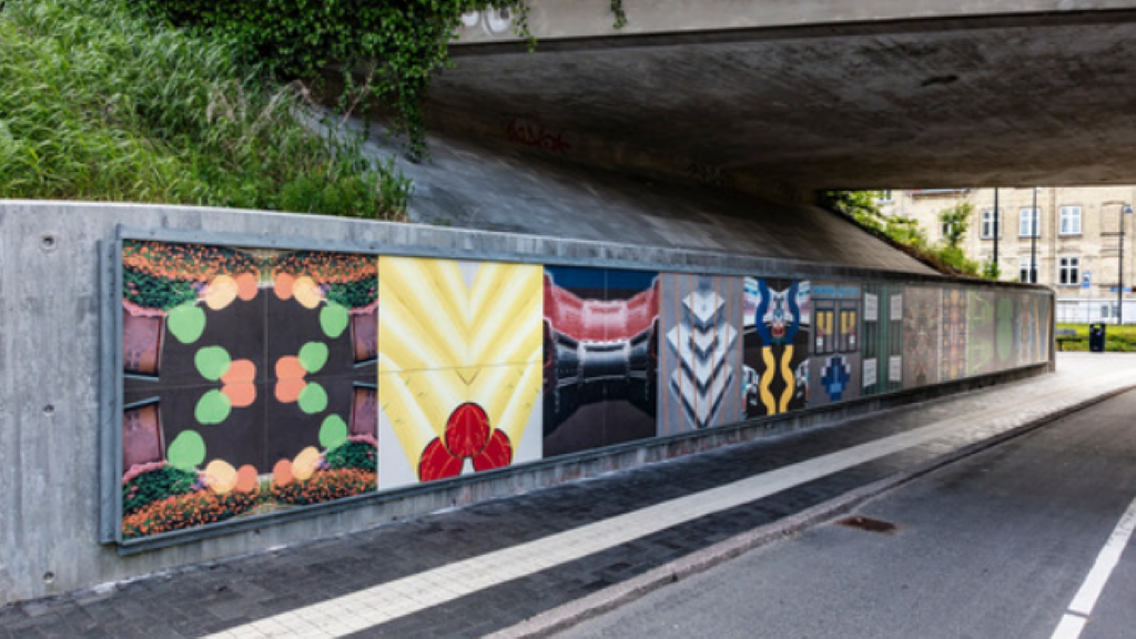 Art wicks along the Plusbus route