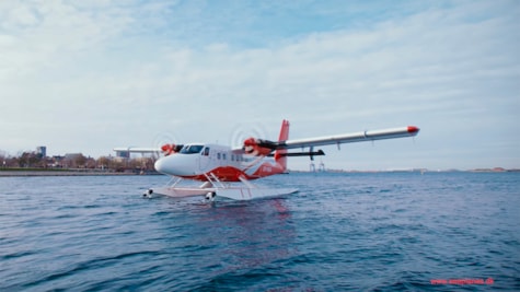 Nordic Seaplanes flyet landet på vandet