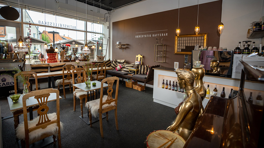 Butik Værdig – Handcraft and Coffee Shop