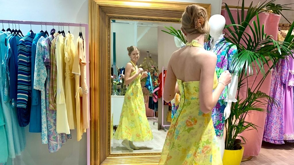 Magpie Lane Vintage tøjprøvning