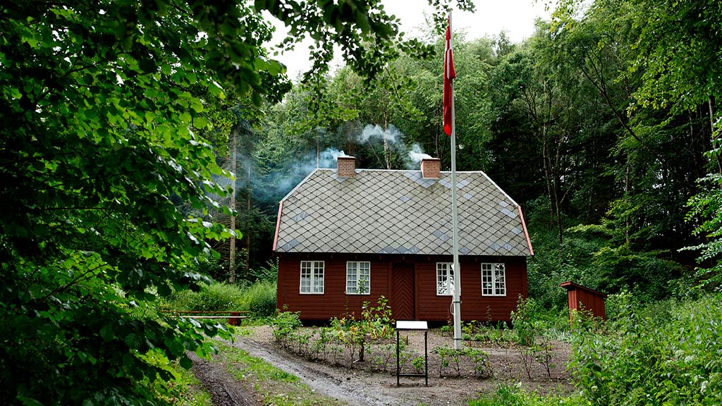 Live like a forest worker in 1930