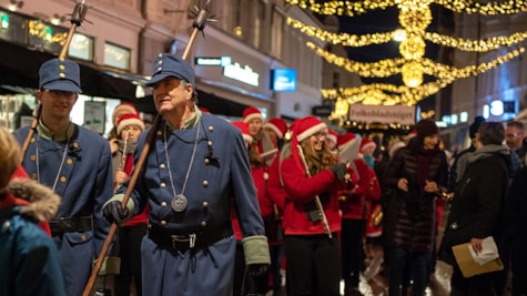 Guard walk through Viborg's streets