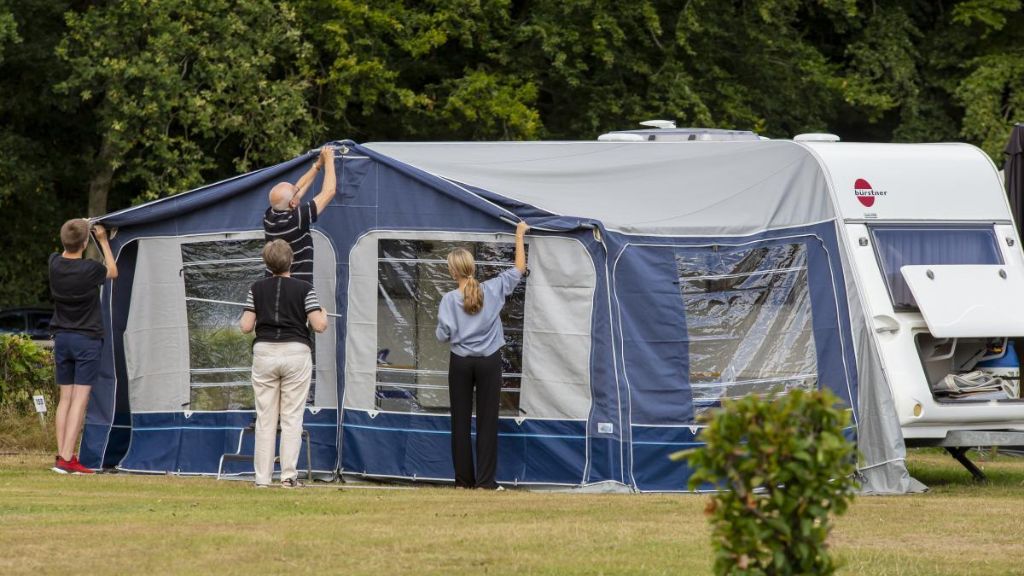Wohnwagen auf dem Campingplatz