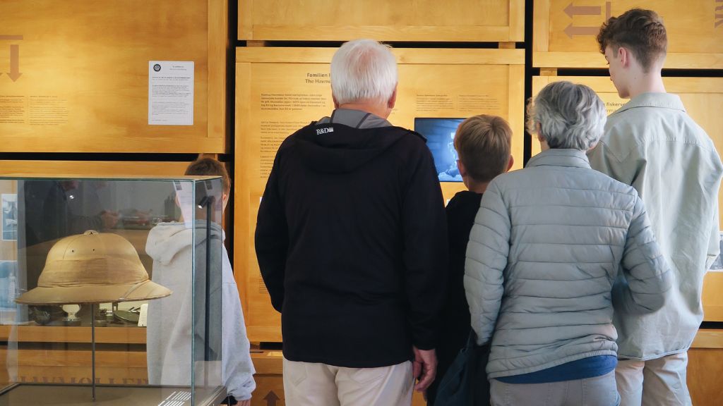 Grandparents and grandchildren at the Siam Treasury Museum