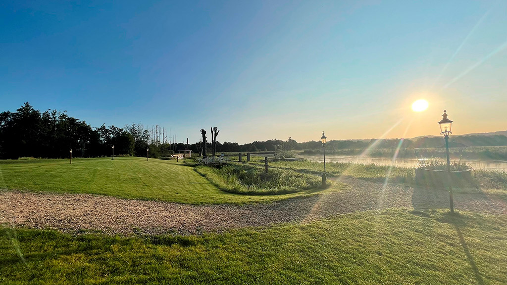 Udsigt over Gudenåen ved Svostrup Kro