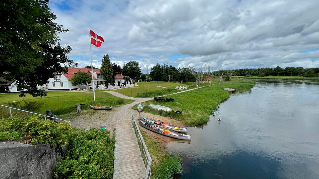 Svostrup Kro ved Gudenåen