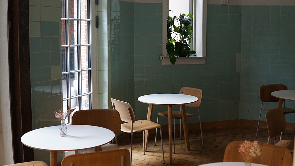 Cosy corner at Stillers Coffee in Aarhus