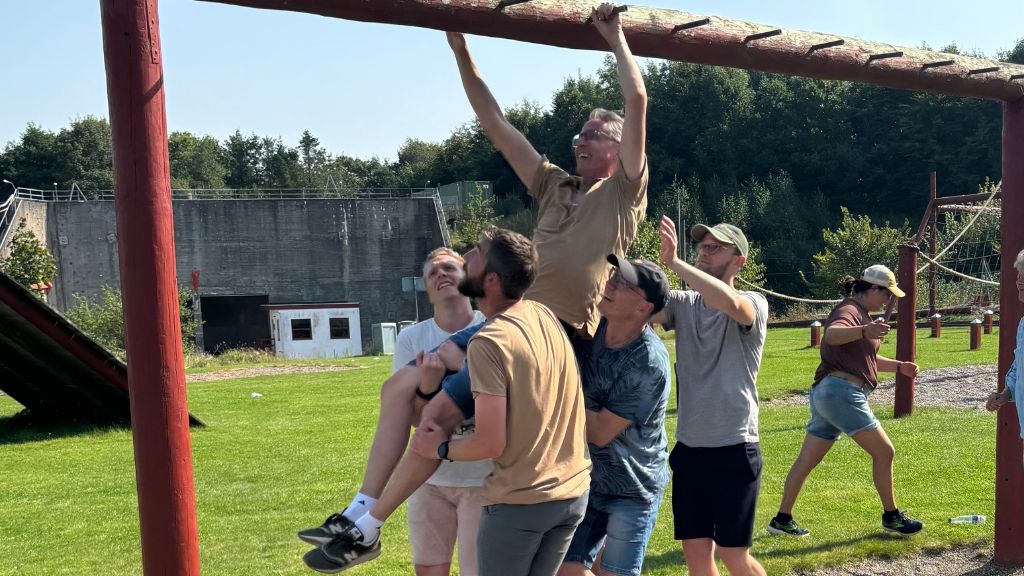 Teambuilding hos Friluftcenter Sprækkebjerg