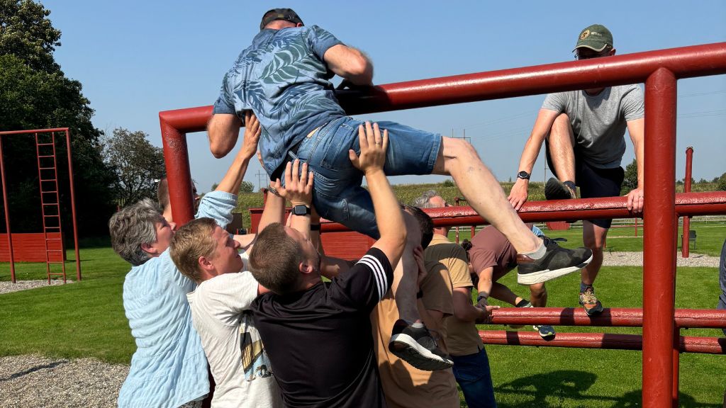 Teambuilding hos Friluftcenter Sprækkebjerg