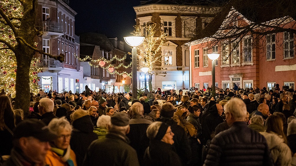 Juletræstænding i Grenaa