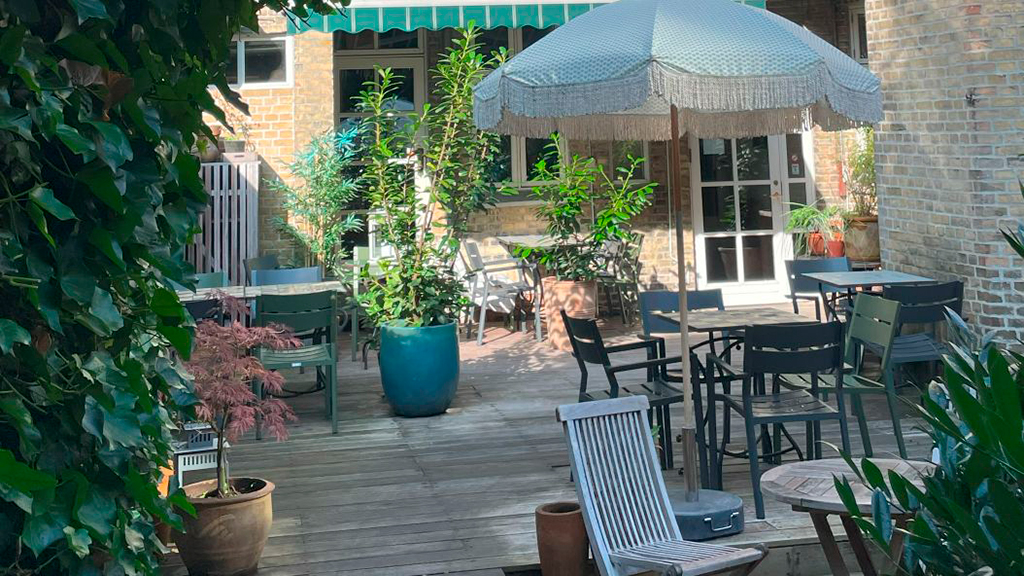 Courtyard at SOFS boutique hotel Aarhus