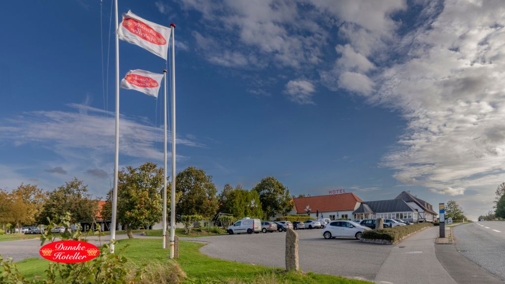 Parkeringsplads ved Hotel Årslev Kro