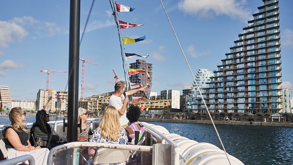 Aros Cruises
