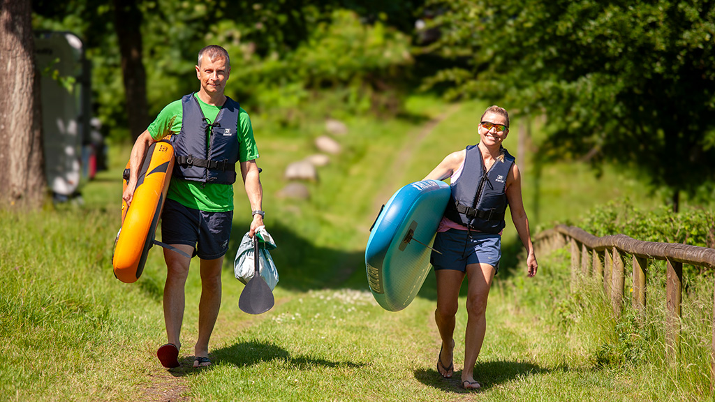 Lej et SUP Board hos Skyttehusets Camping