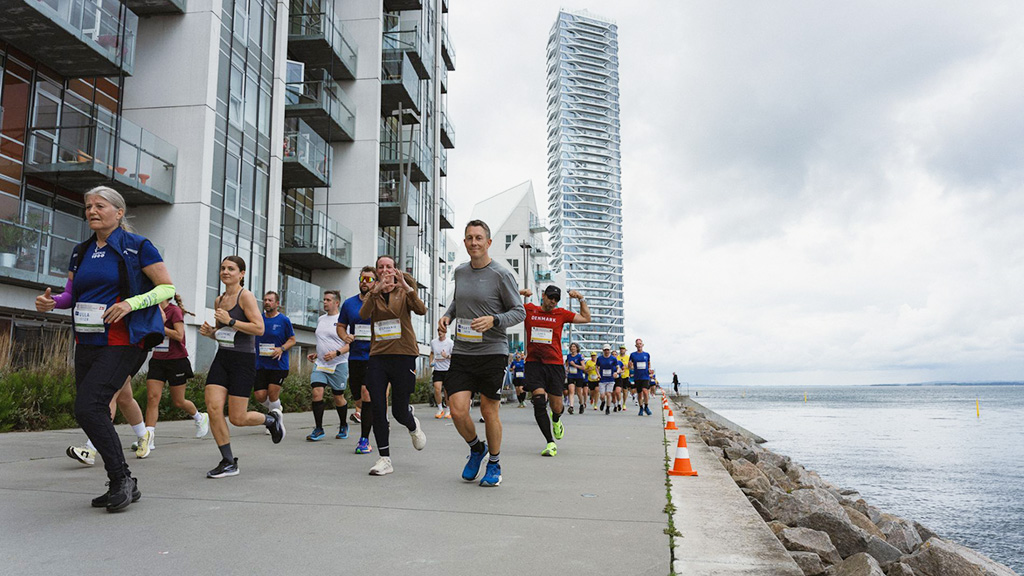 Bestseller Aarhus City Halbmarathon – Lauf auf Aarhus Ø