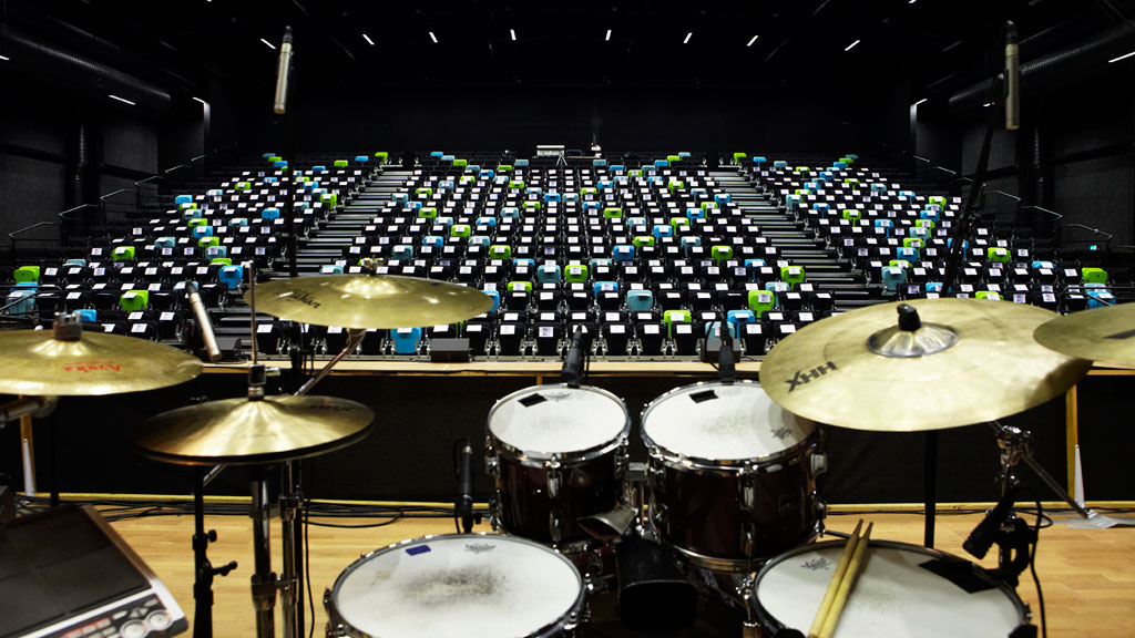 Hermans, Tivoli Friheden