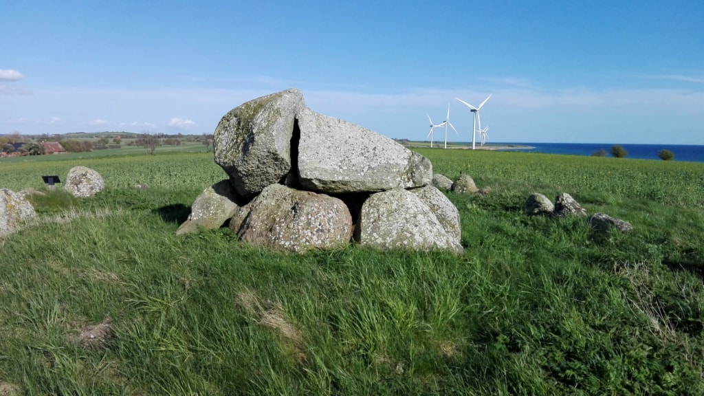 Der Dolmen bei Risemark VisitÆrø