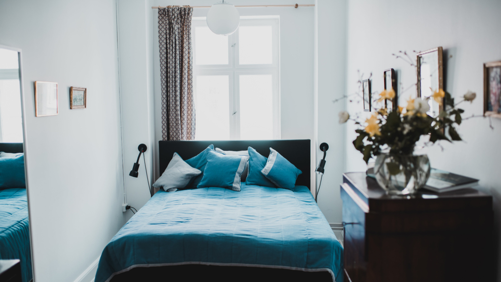 Dejlige, lyse værelser på Kjobing Manor.