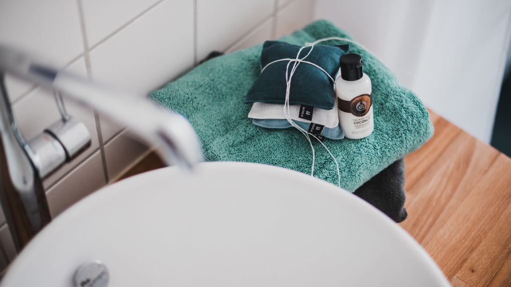 Lækre produkter på badeværelserne.