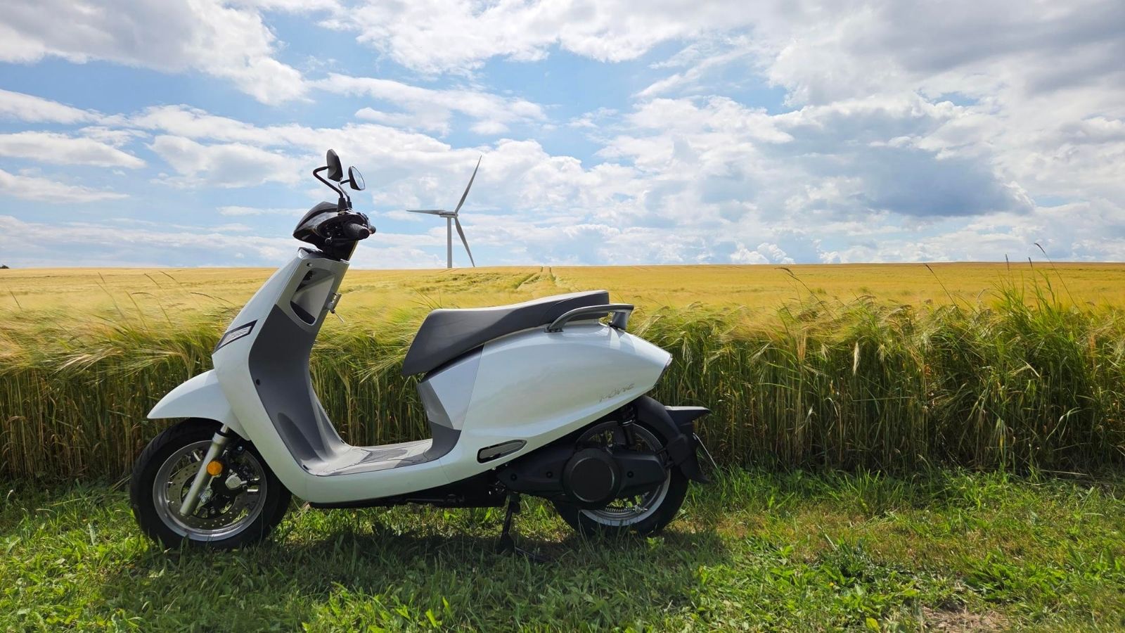 Rent a scooter on Ærø