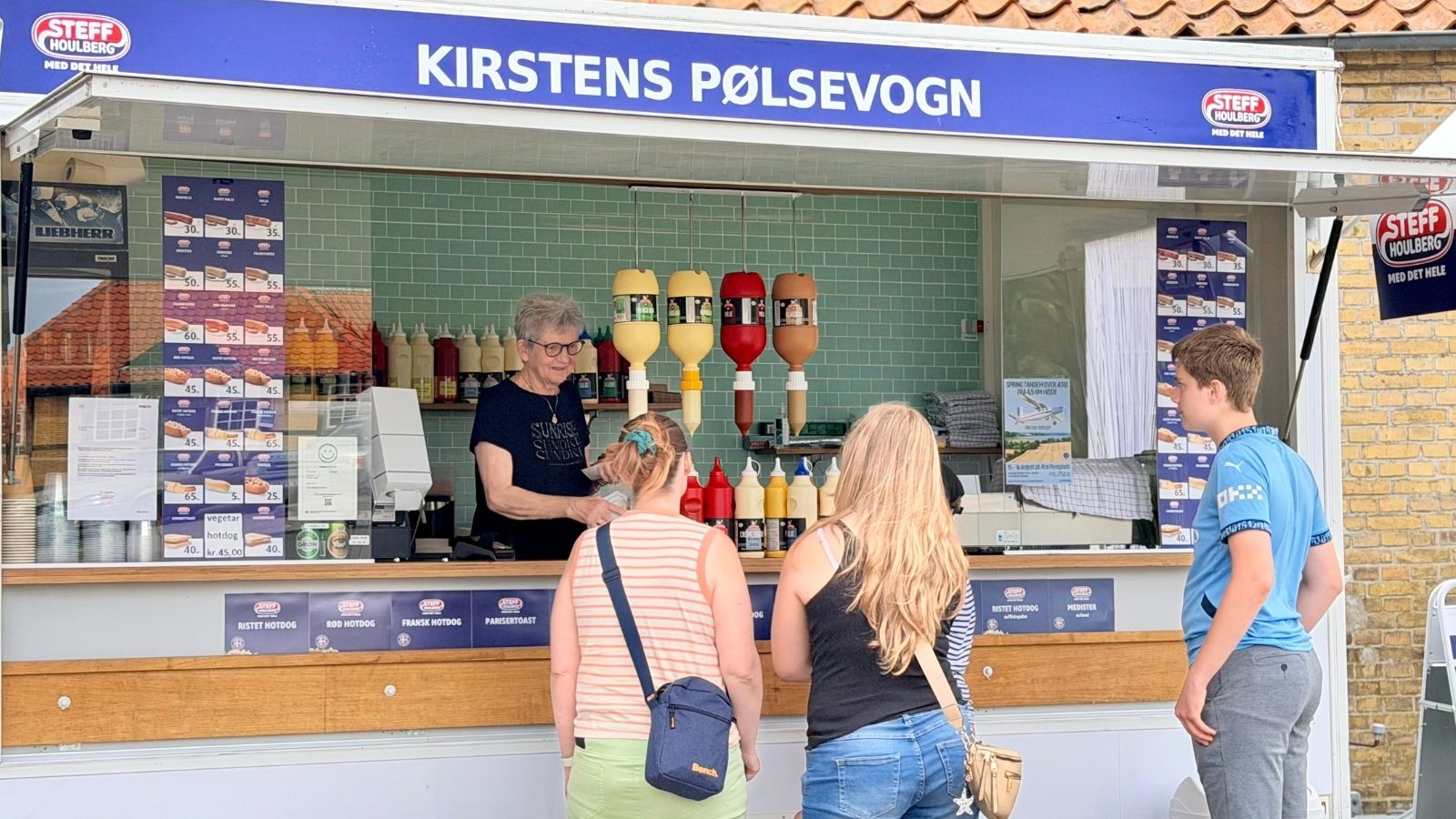 Kirstens Hot Dog Stand – Hot Dogs, Toasts and Fast Food in Ærøskøbing on Ærø