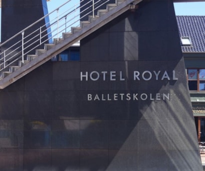 Hotel Royal logo