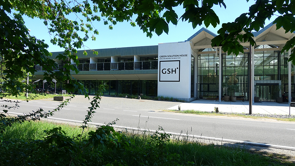 Hotel Green Solution House GSH