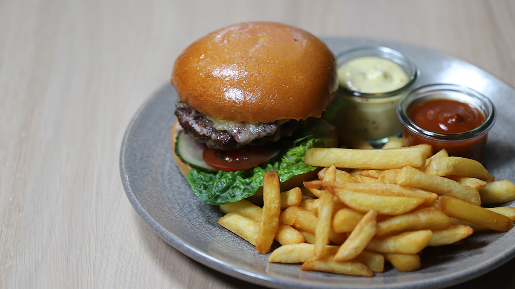 Burger from Café Appetiit | Hotel Britannia