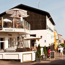 Therns Hotel
